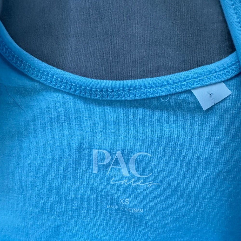 Light blue cropped tank top